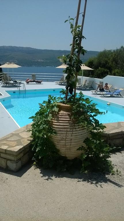 סאמוס Scorpios Hotel & Suites מראה חיצוני תמונה