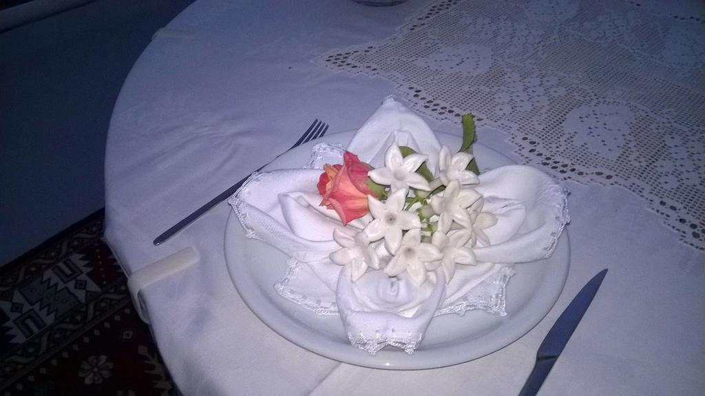 סאמוס Scorpios Hotel & Suites מראה חיצוני תמונה