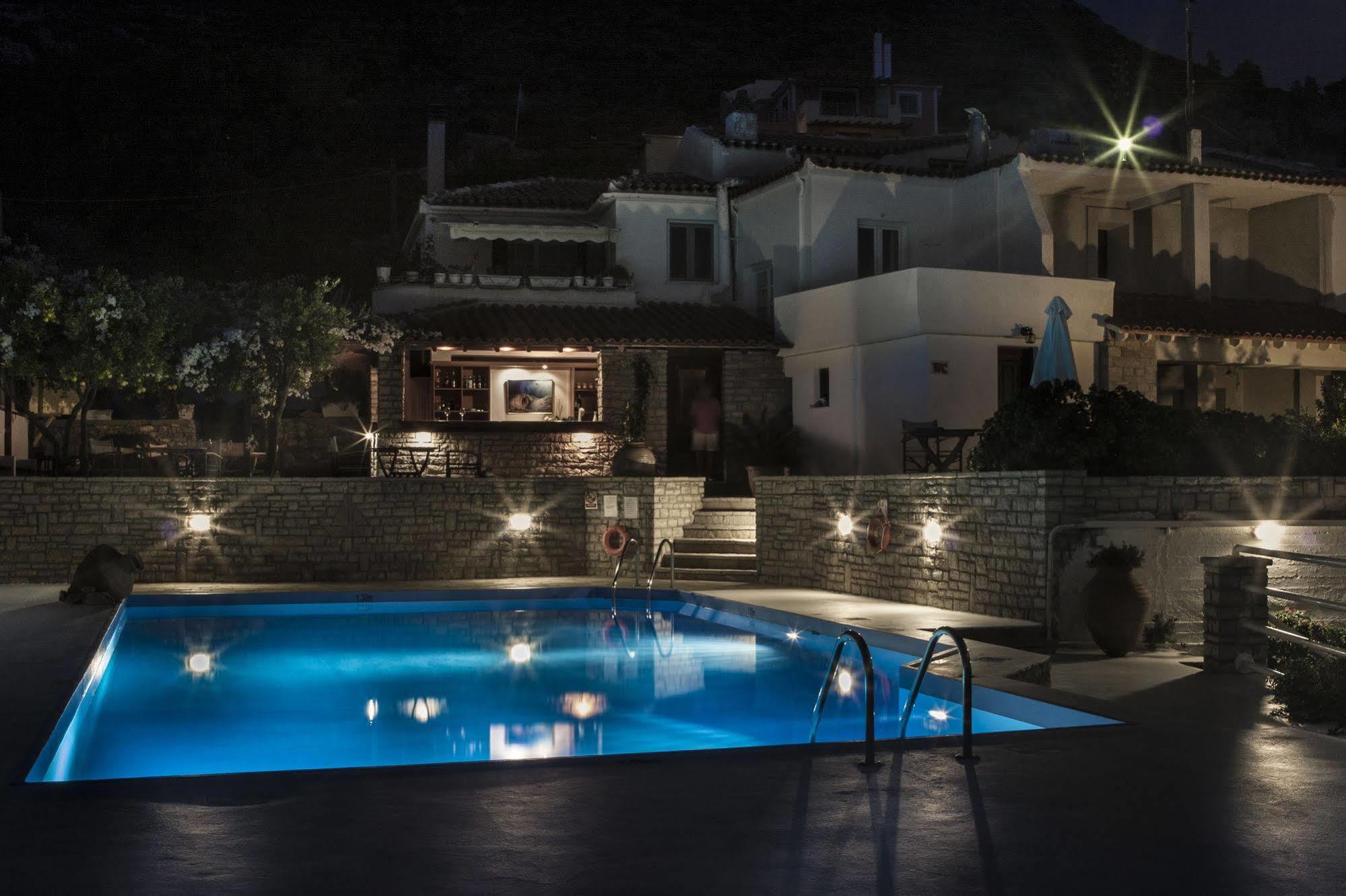 סאמוס Scorpios Hotel & Suites מראה חיצוני תמונה
